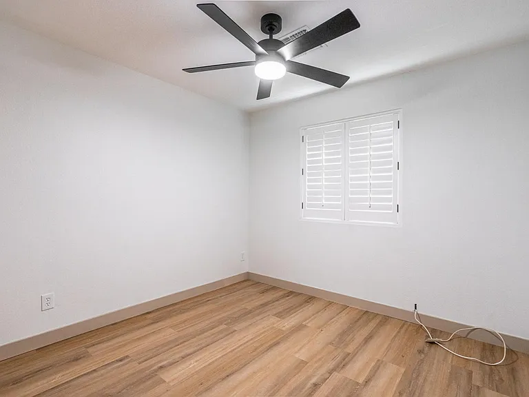 5739 W Monte Vista Rd — Photo 13