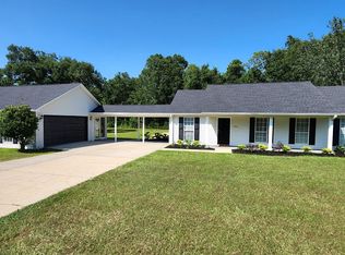 1404 Spruce St, Ocean Springs, MS 39564