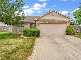1171 Autumn Dr, Mooresville, IN 46158