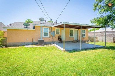 5th image of 1104 W Hermosa Dr