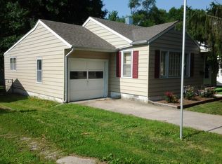 613 West Ave, Brookfield, MO 64628