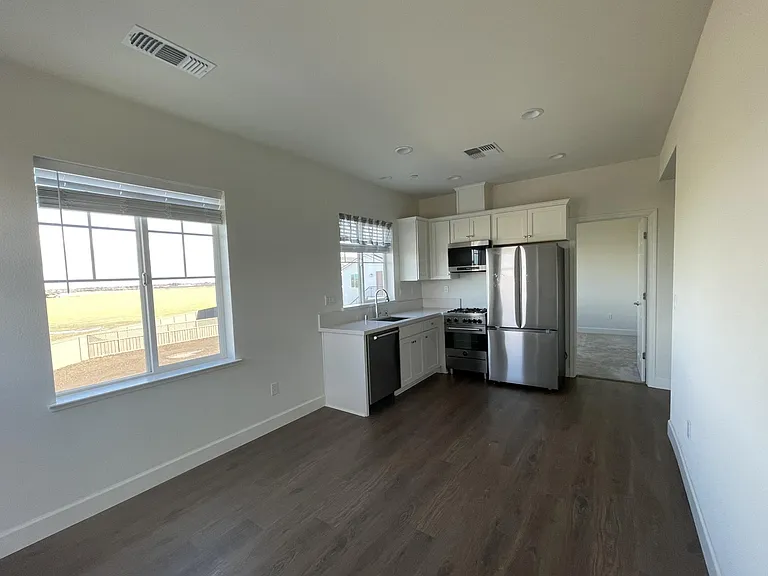 3039 Ellis Town Dr — Photo 7