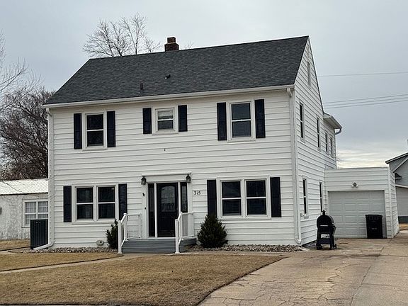 3rd image of 315 W State St