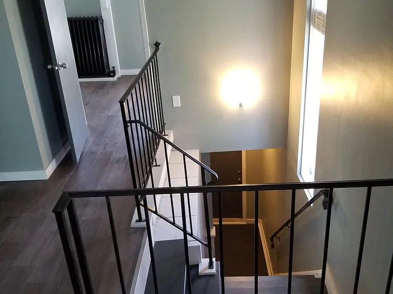 1208 W 28th St #2 — Photo 3