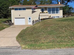 307 Stullville Rd, Leechburg, PA 15656