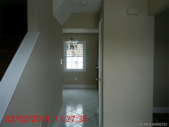 3rd image of 2210 Oak Knoll Dr