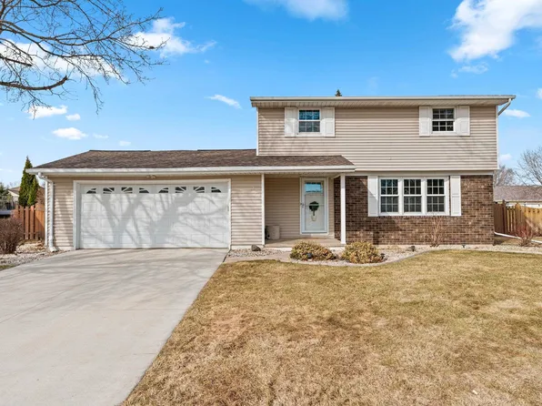 762 Saint Josephs St, De Pere, WI 54115