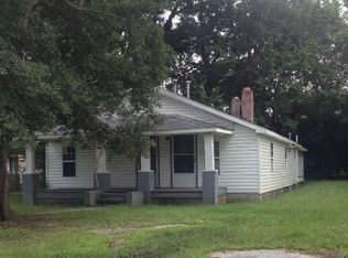 705 W Cleveland St, Dillon, SC 29536