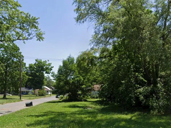 1016 N Olive St, South Bend, IN 46628
