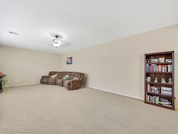 5th image of 8036 Redbud Vine St