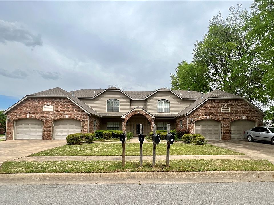 1st image of 3086 E Cherokee Dr