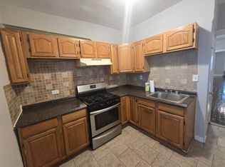 107 Mulberry St, Reading, PA 19601