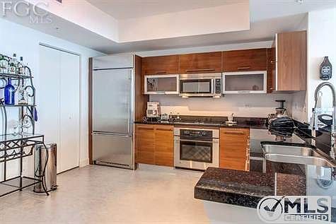 3rd image of 3000 Oasis Grand Blvd APT 2401