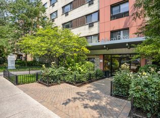 Reside on Roscoe, Chicago, IL 60657