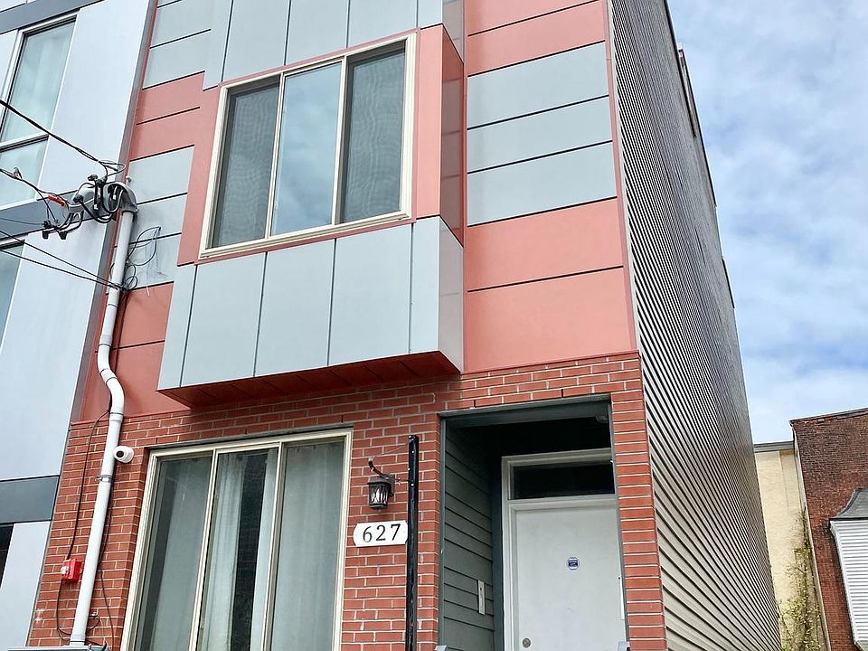 1st image of 627 W Oxford St #3