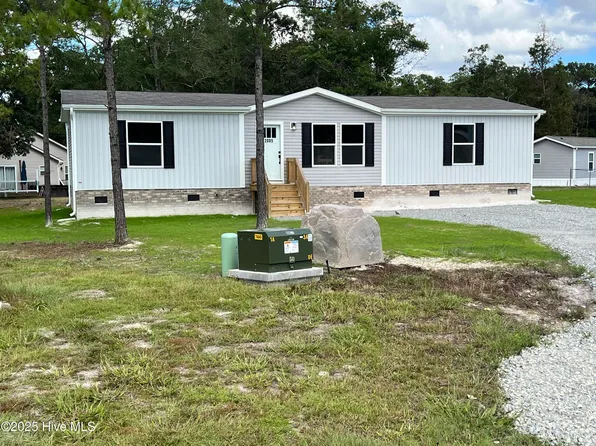 2001 Sarah Field Court SW, Supply, NC 28462