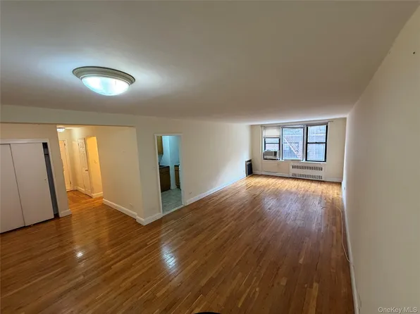83-30 Vietor Avenue #312, Elmhurst, NY 11373