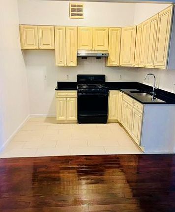 2nd image of 8718 85th St Floor 1