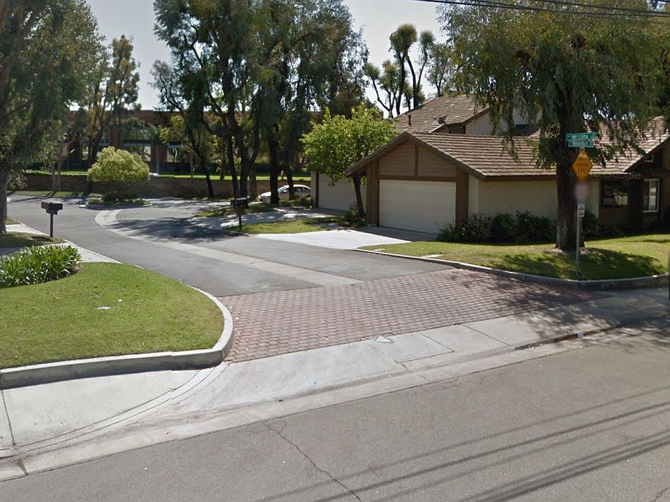 2nd image of 17011 Mount Lilita Ct
