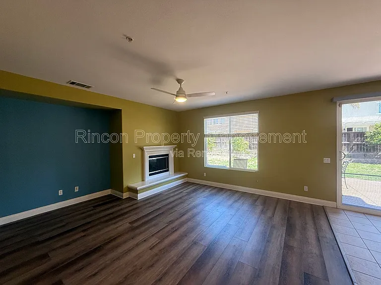 2029 Milagro Pl — Photo 4