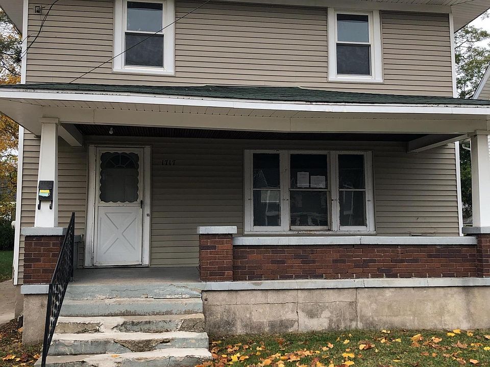 1st image of 1717 Nelson Ave SE