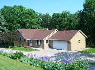 30144 Mound View Rd, Platteville, WI 53818