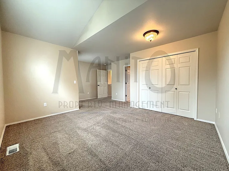 1816 S Viewcrest Ln — Photo 12