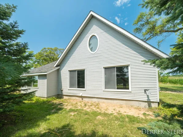 10675 Port Sheldon St, Zeeland, MI 49464