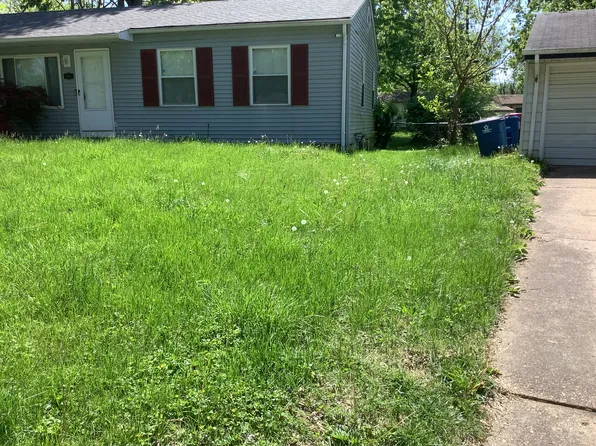 1328 Dominica Dr #A, Saint Louis, MO 63138