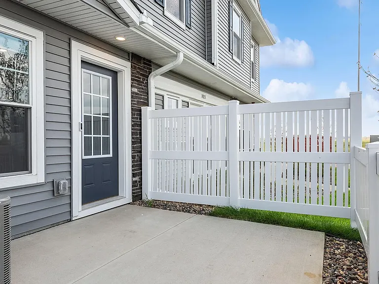 3040 Hemlock St — Photo 20
