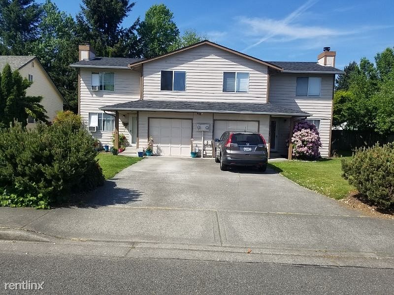 1st image of 1117 10th Ave NW #B