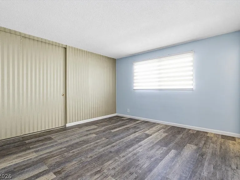 1700 Rexford Dr #209 — Photo 25