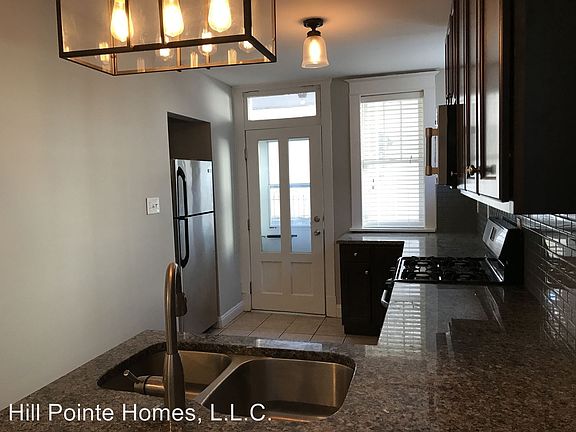2nd image of 2229 Marconi Ave APT 1R