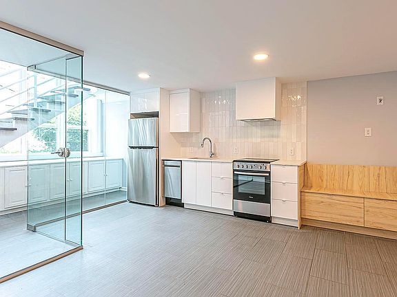 Kitchen/living room