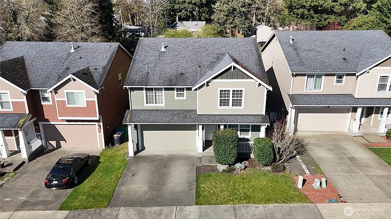 2nd image of 1229 Kiely Drive SE