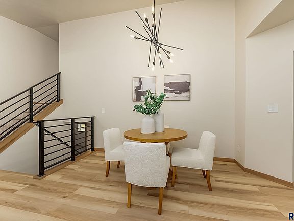 5th image of 1225 Poplar Ave