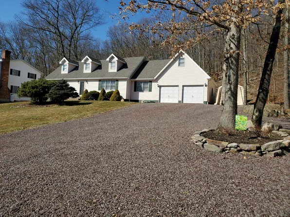 805 Lakeview Dr, Mountain Top, PA 18707