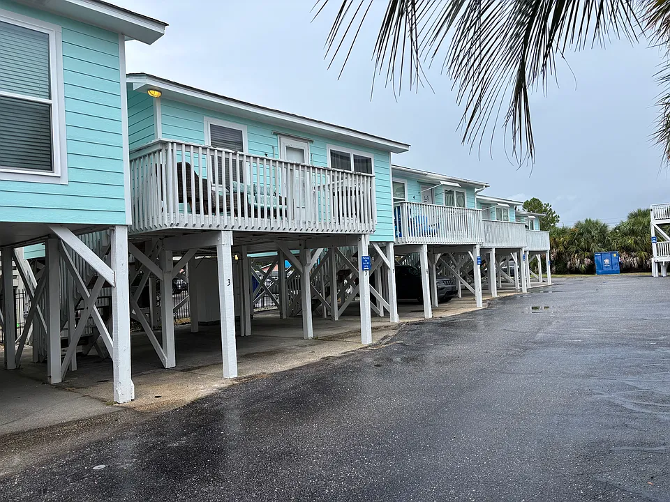 1138 W Beach Blvd #3