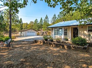 29575 Snuffy Ln, Round Mountain, CA 96084