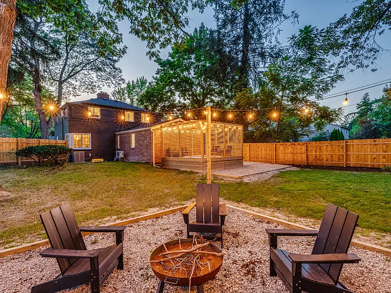 27470 Lathrup Blvd — Photo 36