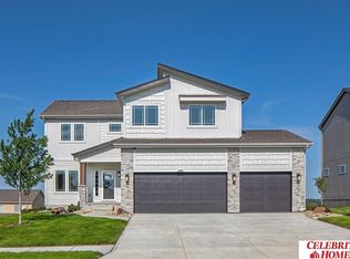 16902 Vernon Ave, Omaha, NE 68116