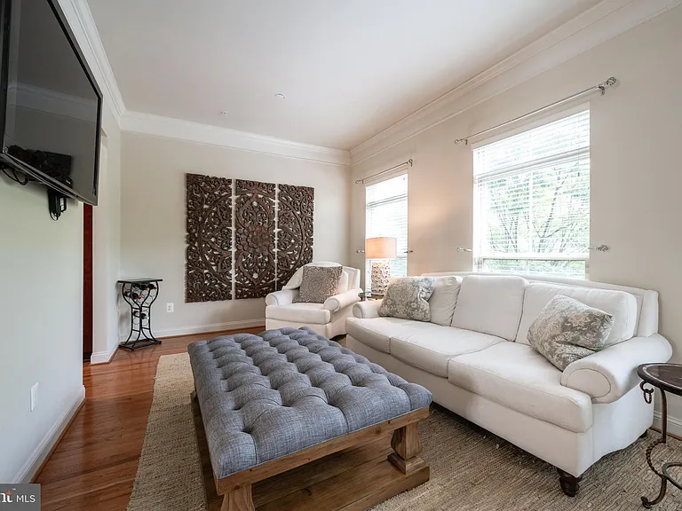7822 Tilghman St — Photo 12