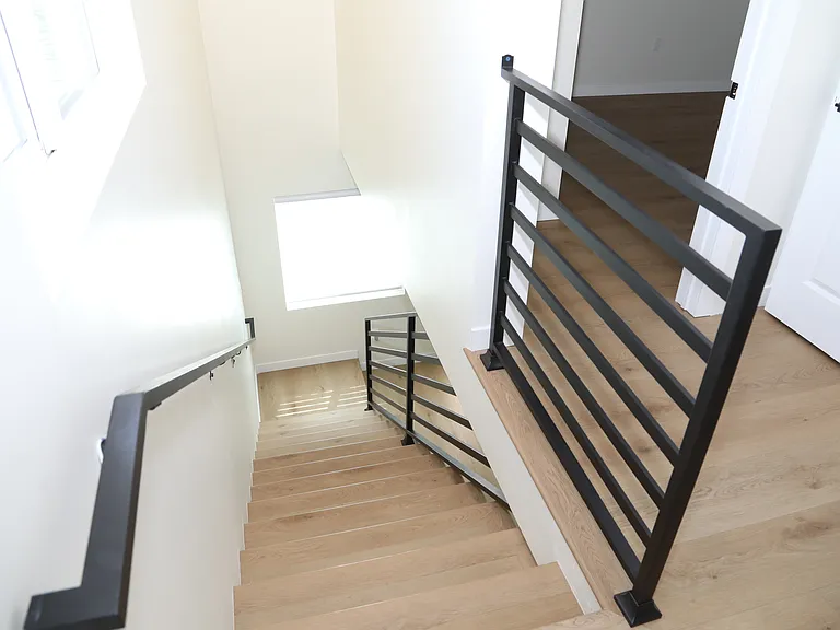 16451 Los Alimos St — Photo 13