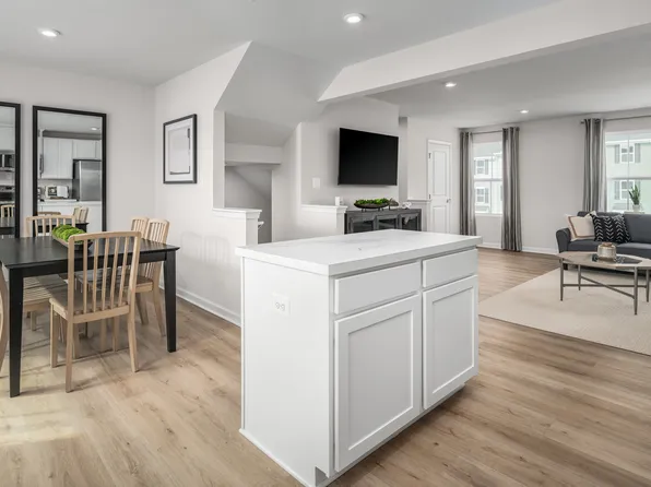 34 Gypsum Rd, Washington, NJ 07882