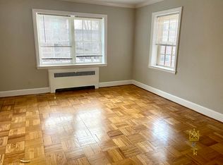 312 Washington St #5-3, Wellesley Hills, MA 02481