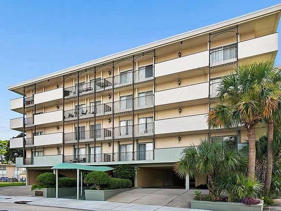 2nd image of 309 Opal St APT 2A