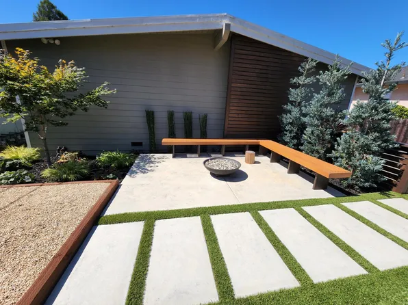 2933 Carmel St, Oakland, CA 94602