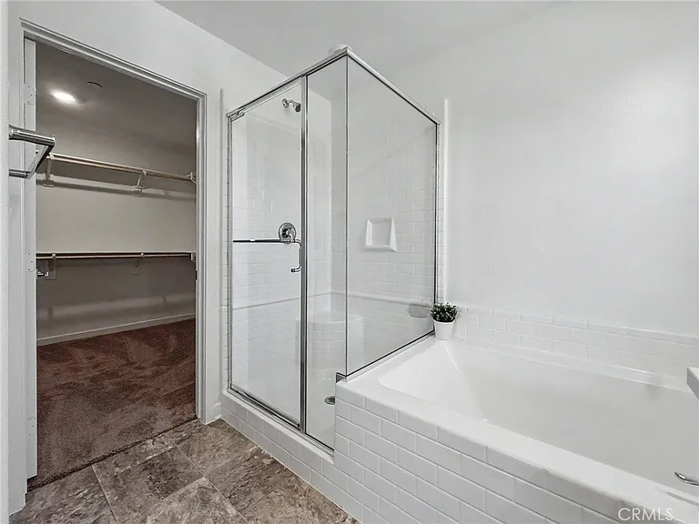 1366 Thunderbolt Ln — Photo 12