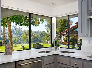 617 Camino Santa Barbara, Solana Beach, CA 92075