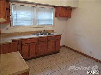 4th image of 4480 Bircher Blvd